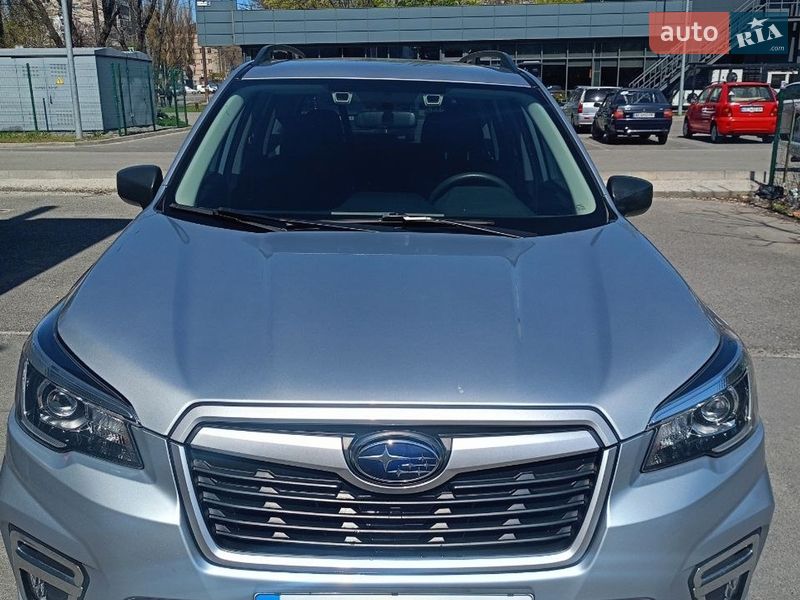 Внедорожник / Кроссовер Subaru Forester 2018 в Днепре