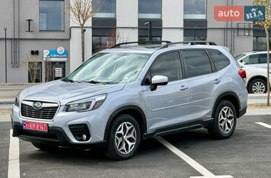 Внедорожник / Кроссовер Subaru Forester 2021 в Ровно