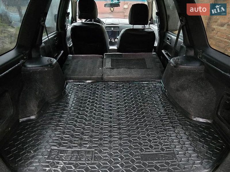 Внедорожник / Кроссовер Subaru Forester 2006 в Харькове
