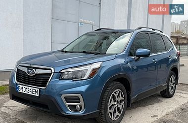 Внедорожник / Кроссовер Subaru Forester 2021 в Киеве