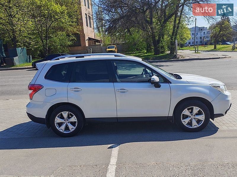 Позашляховик / Кросовер Subaru Forester 2013 в Харкові