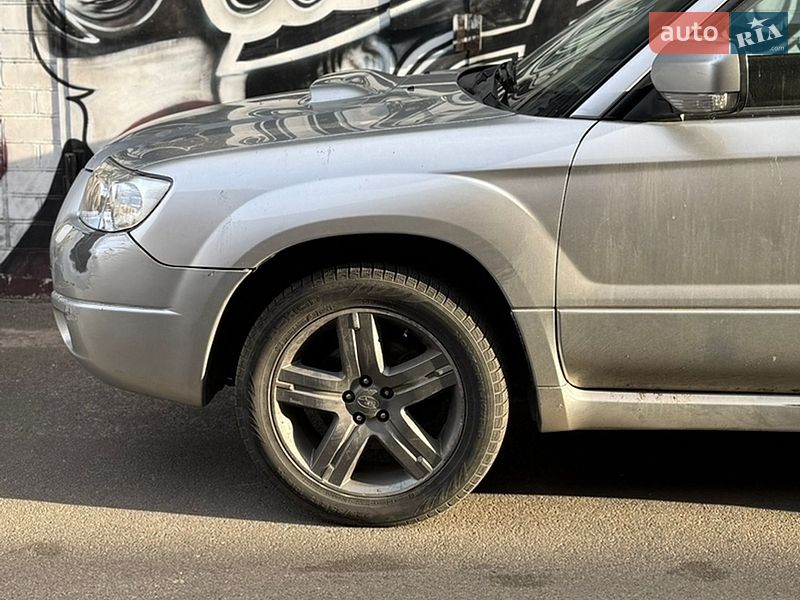Внедорожник / Кроссовер Subaru Forester 2005 в Киеве