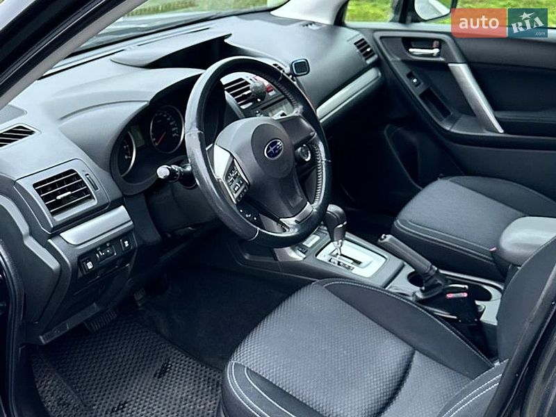 Внедорожник / Кроссовер Subaru Forester 2013 в Киеве