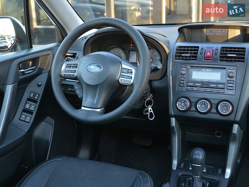 Внедорожник / Кроссовер Subaru Forester 2014 в Киеве