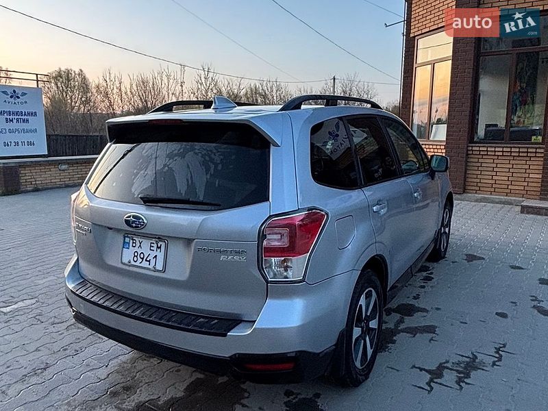 Позашляховик / Кросовер Subaru Forester 2016 в Хмельницькому