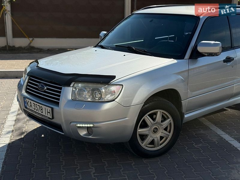 Внедорожник / Кроссовер Subaru Forester 2006 в Киеве
