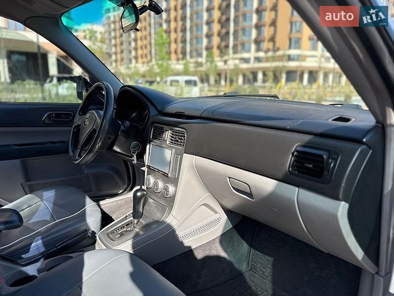 Внедорожник / Кроссовер Subaru Forester 2006 в Киеве