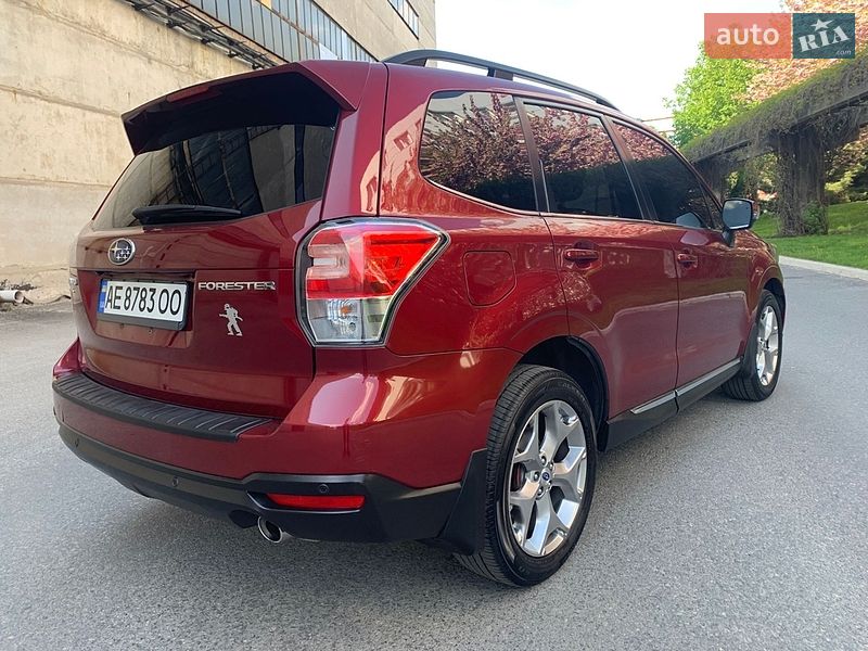Внедорожник / Кроссовер Subaru Forester 2016 в Днепре