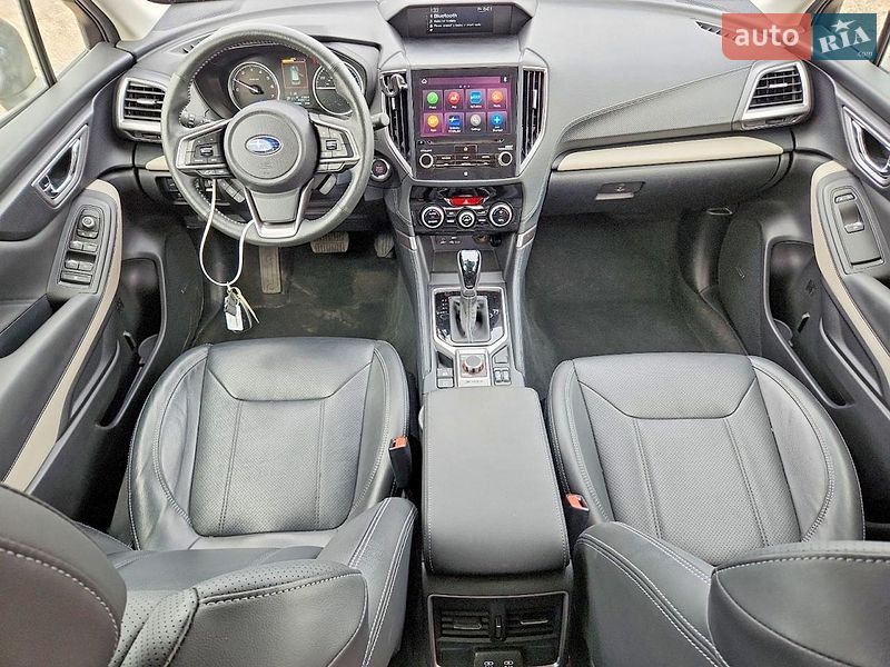Внедорожник / Кроссовер Subaru Forester 2022 в Киеве