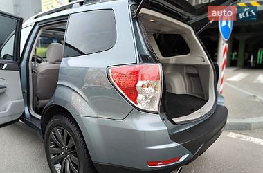 Внедорожник / Кроссовер Subaru Forester 2012 в Киеве