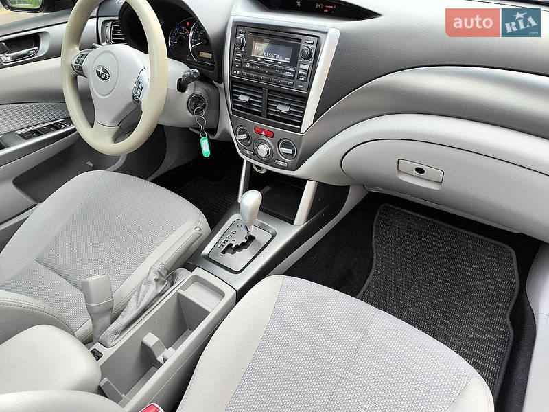 Внедорожник / Кроссовер Subaru Forester 2012 в Киеве