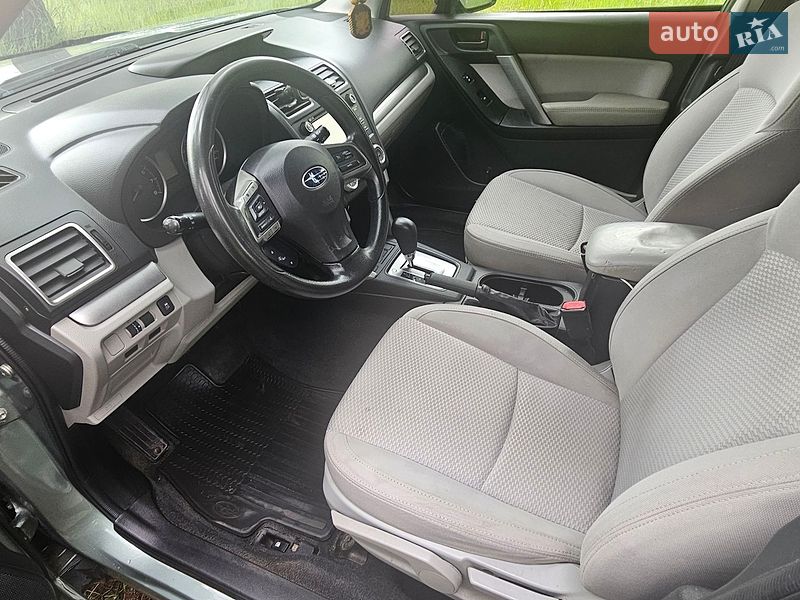 Subaru Forester 2016