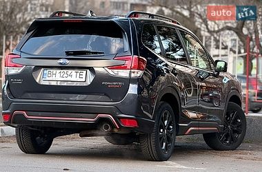 Внедорожник / Кроссовер Subaru Forester 2022 в Киеве