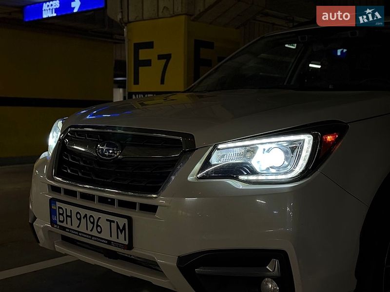 Позашляховик / Кросовер Subaru Forester 2017 в Одесі