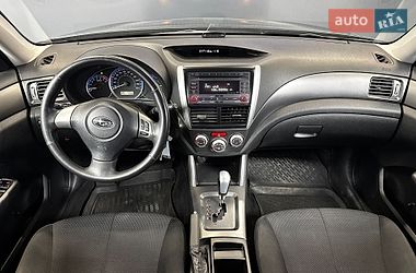 Позашляховик / Кросовер Subaru Forester 2011 в Києві