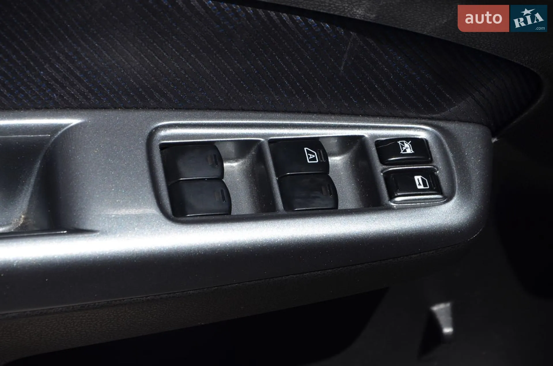 2010 Subaru Forester - мініатюра 34