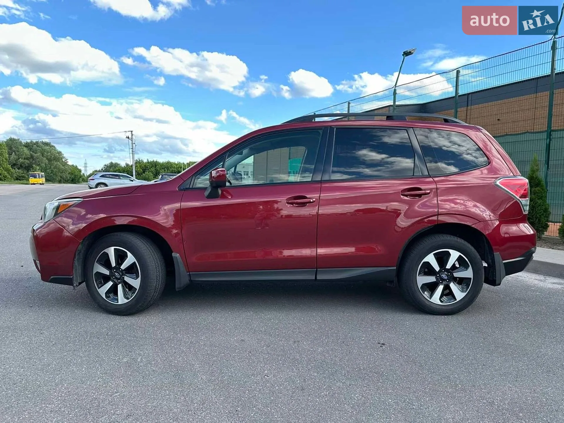 2017 Subaru Forester - мініатюра 4