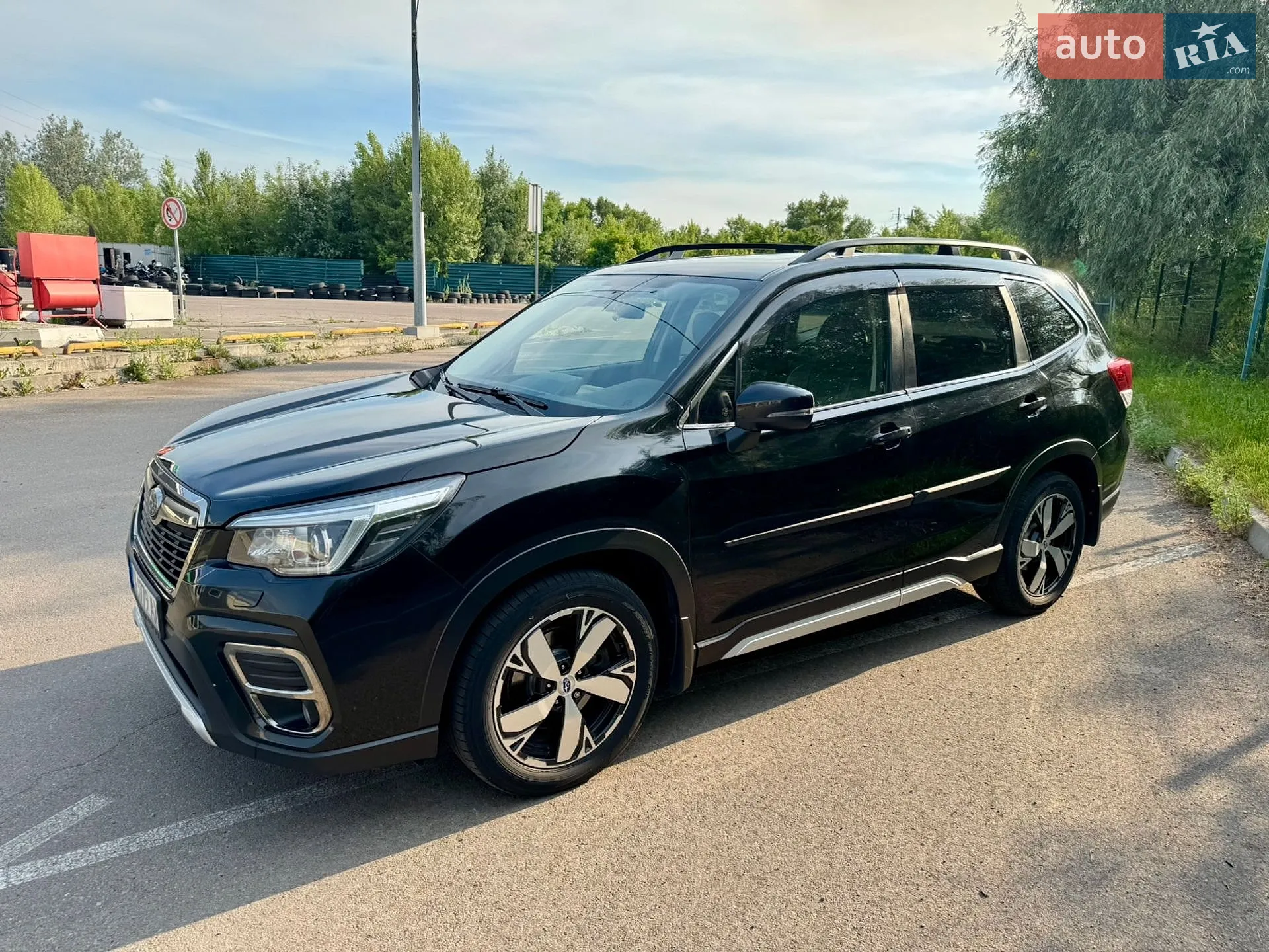 Subaru Forester 2018 VIN JF1SK9LL5KG004980 фото оголошення 7 з 38