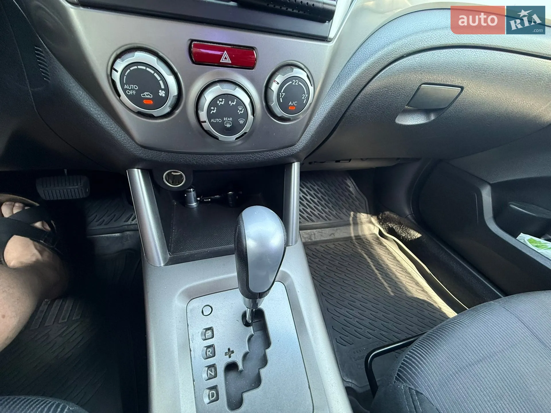 2010 Subaru Forester - мініатюра 17
