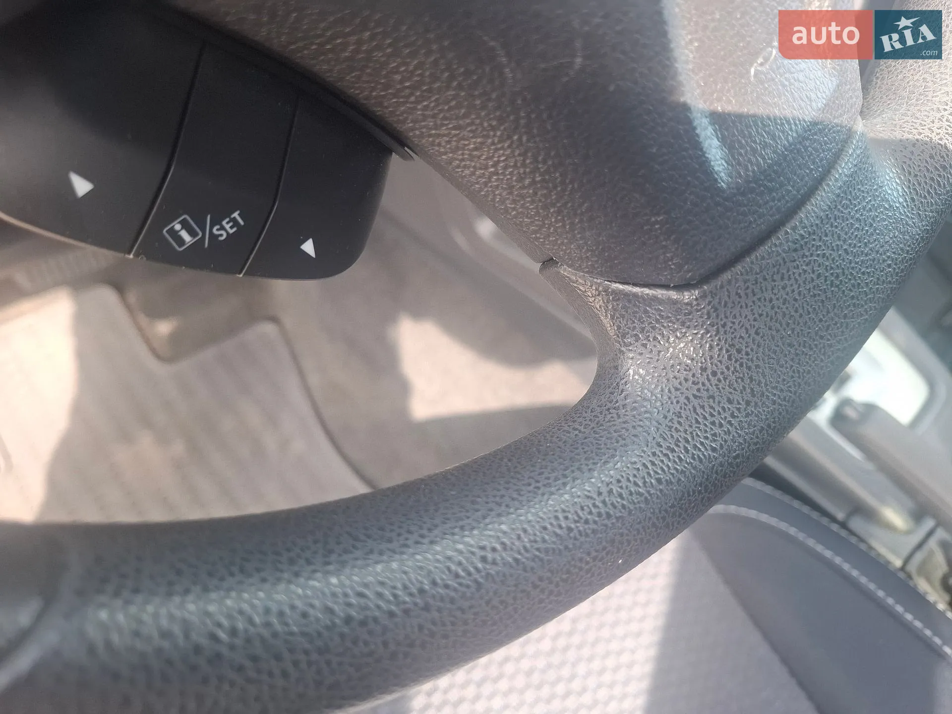 2015 Subaru Forester - мініатюра 17