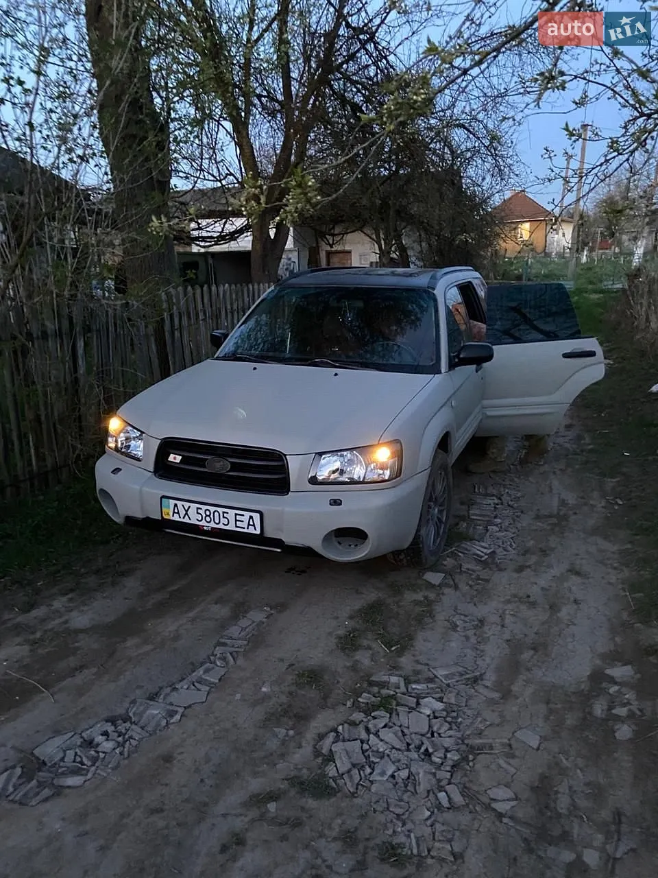 Subaru Forester 2019 VIN JF2SKAJC8LH457163 фото оголошення 10 з 16