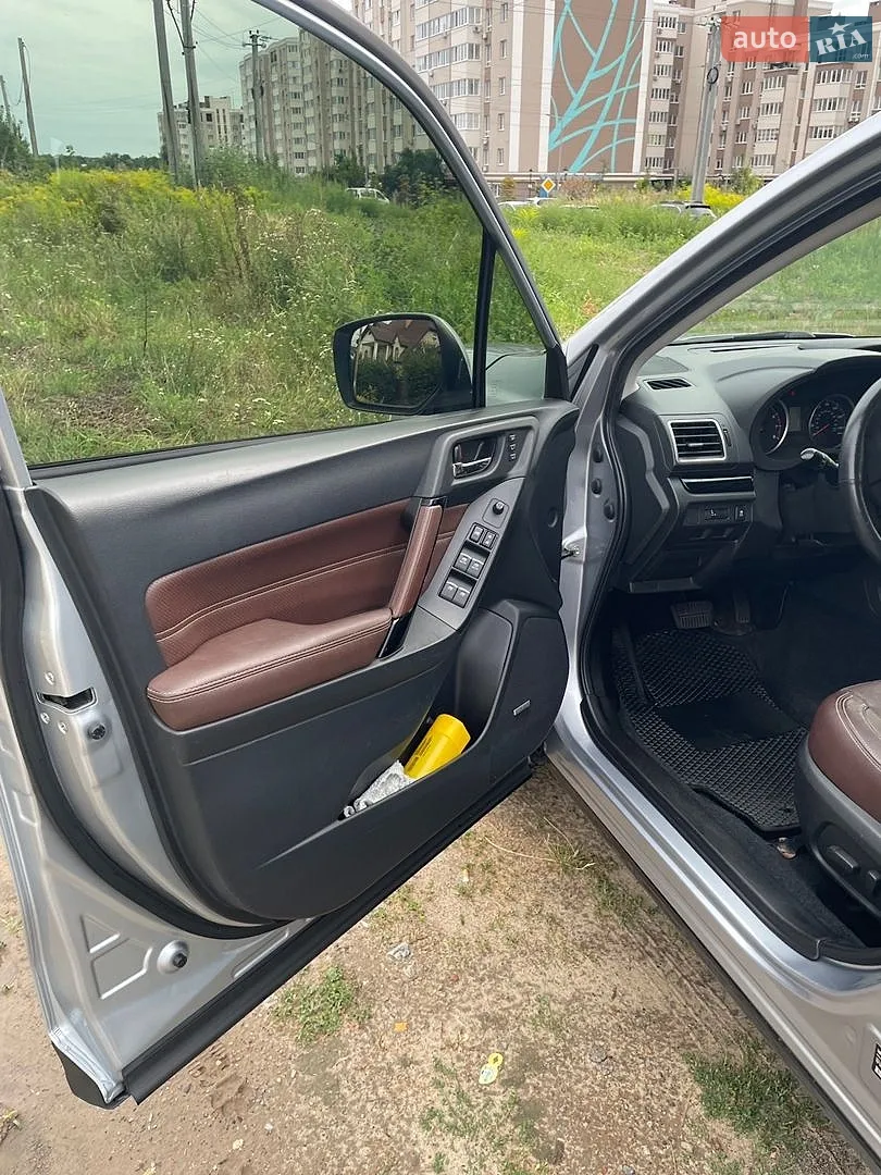 2017 Subaru Forester - мініатюра 15
