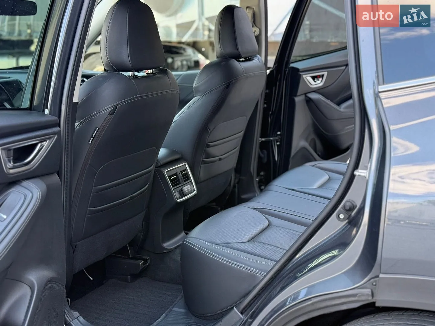 2021 Subaru Forester - мініатюра 12