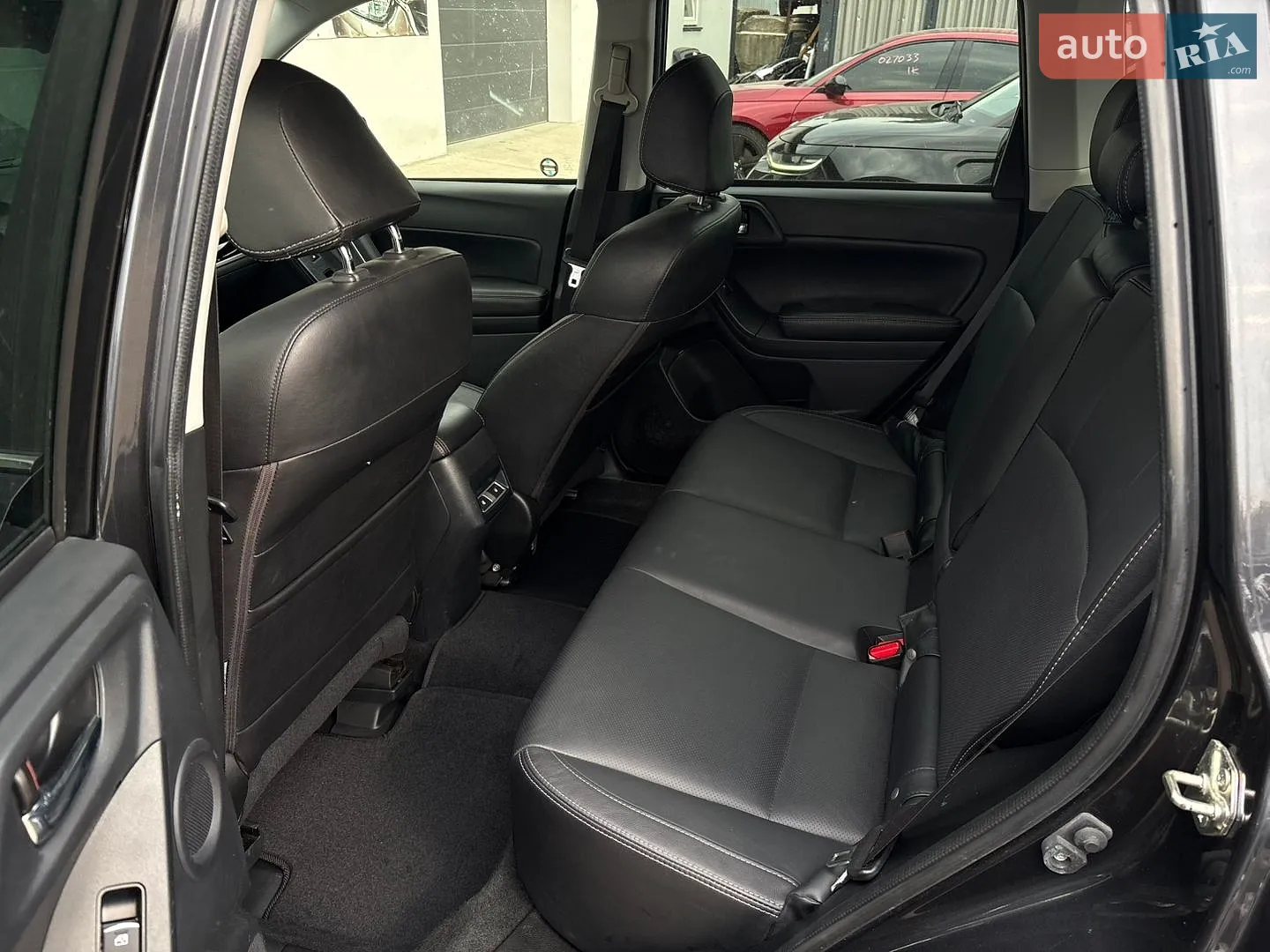 2017 Subaru Forester - мініатюра 21