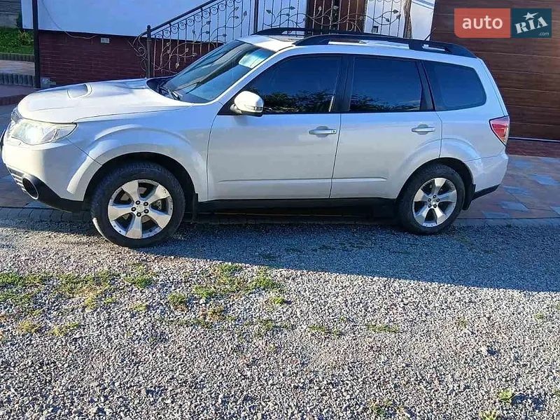 Subaru Forester 2011