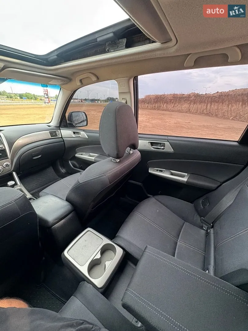 2010 Subaru Forester - мініатюра 13