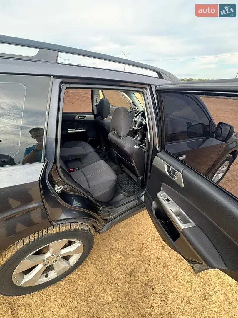 2010 Subaru Forester - мініатюра 18