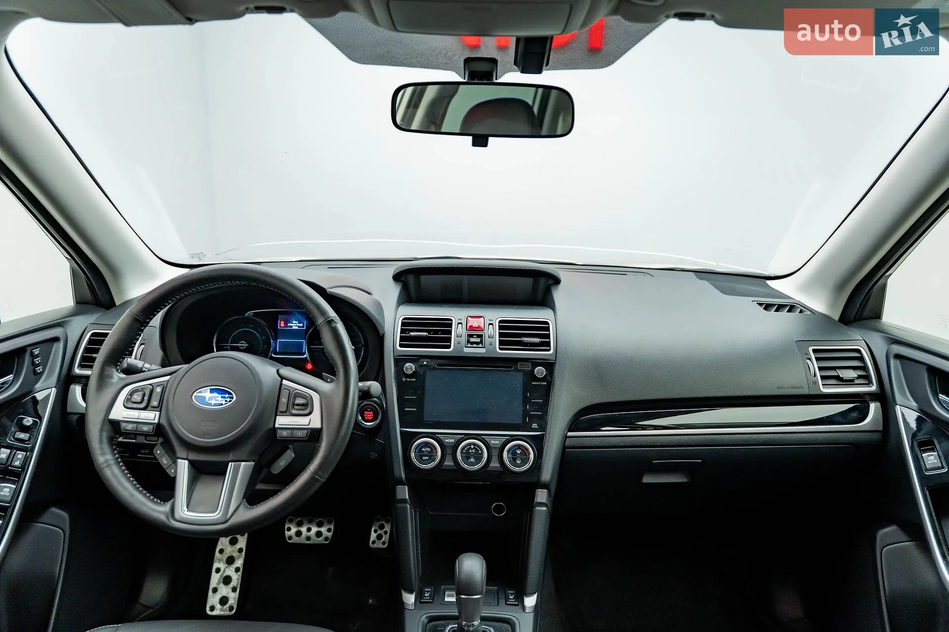 2017 Subaru Forester - мініатюра 11