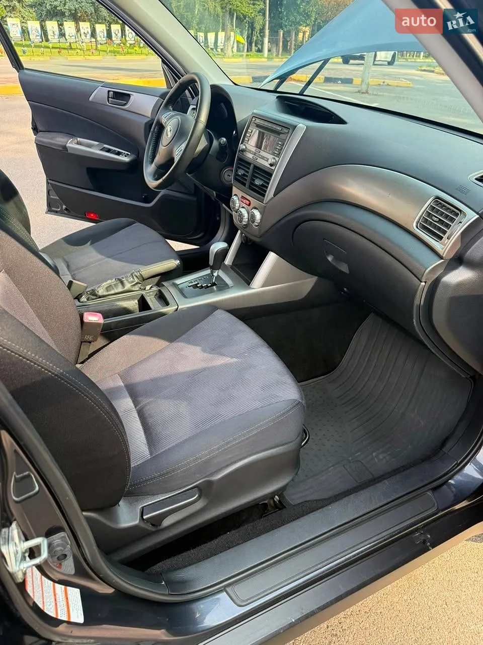 2010 Subaru Forester - мініатюра 21