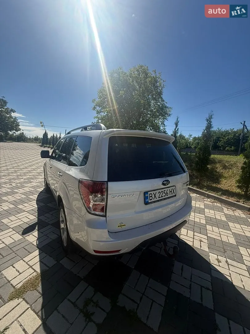 2010 Subaru Forester - мініатюра 9