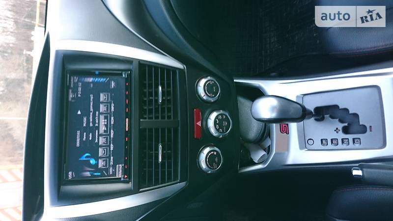 Седан Subaru Impreza WRX STI 2010 в Львове