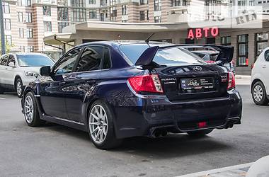 Седан Subaru Impreza WRX STI 2012 в Киеве