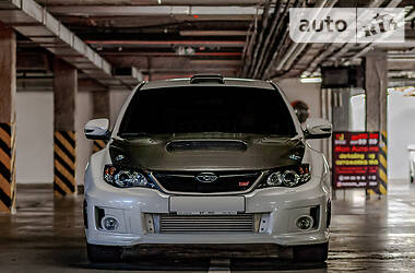 Хэтчбек Subaru Impreza WRX STI 2012 в Киеве