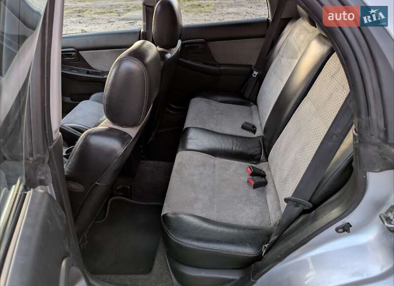 Седан Subaru Impreza WRX STI 2001 в Киеве фото 10 Седан Subaru Impreza WRX STI 2001 в Киеве