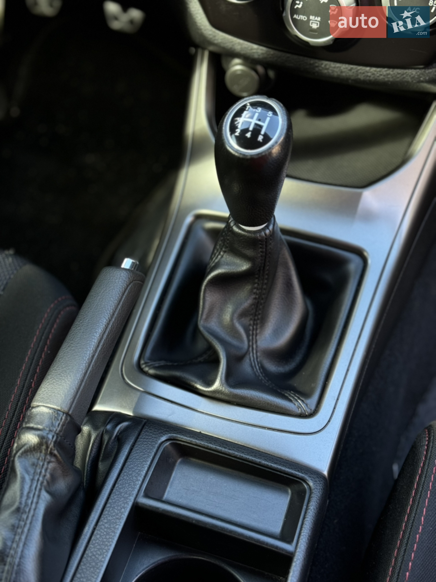 2010 Subaru Impreza WRX - мініатюра 12