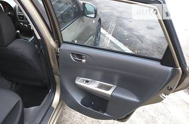 Хэтчбек Subaru Impreza 2008 в 