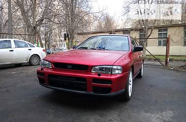Седан Subaru Impreza 1995 в 
