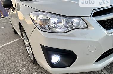 Хетчбек Subaru Impreza 2014 в Дніпрі