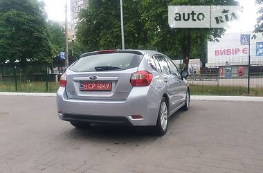 Хэтчбек Subaru Impreza 2016 в Киеве