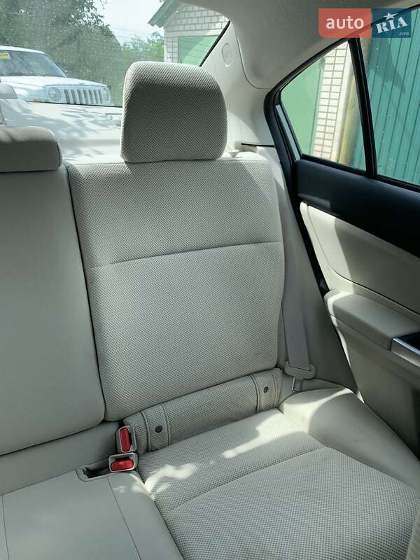 Седан Subaru Impreza 2014 в Корсунь-Шевченківському