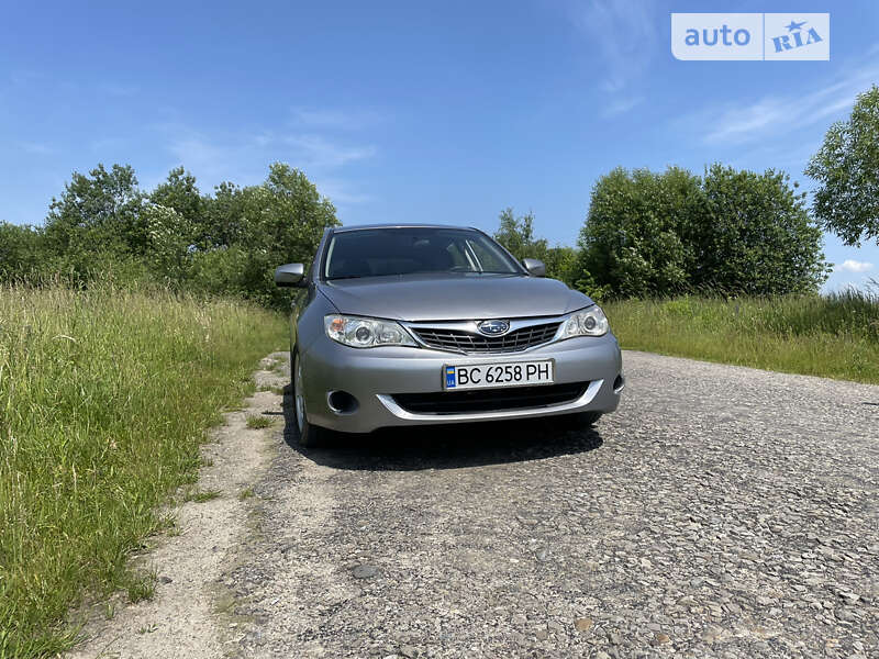 Хэтчбек Subaru Impreza 2008 в Дрогобыче