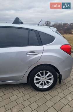 Хэтчбек Subaru Impreza 2012 в 