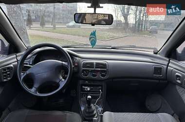 Седан Subaru Impreza 1995 в 