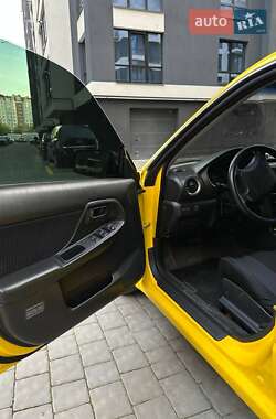 Седан Subaru Impreza 2004 в 