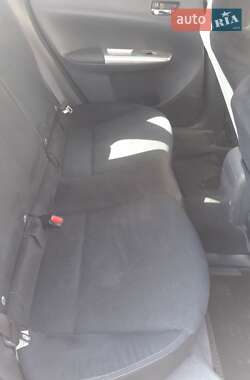 Хэтчбек Subaru Impreza 2008 в 