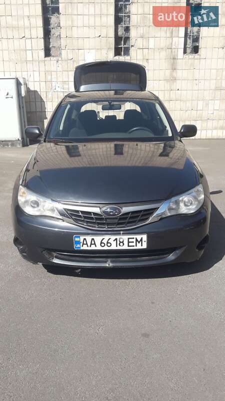 Хэтчбек Subaru Impreza 2008 в 